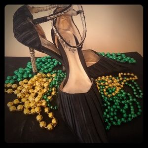 Black lady out shoes